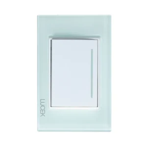PLACA CON 1 INTERRUPTOR SENCILLO DE 3 MÓDULOS CRISTAL BLANCO  BP01-CCB  - LUCEK